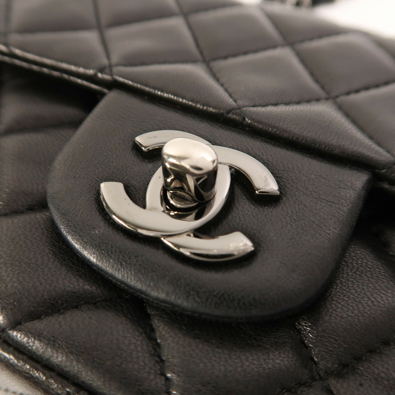 CHANEL 羊皮皮革Mini Classic 20鏈帶肩背袋-9