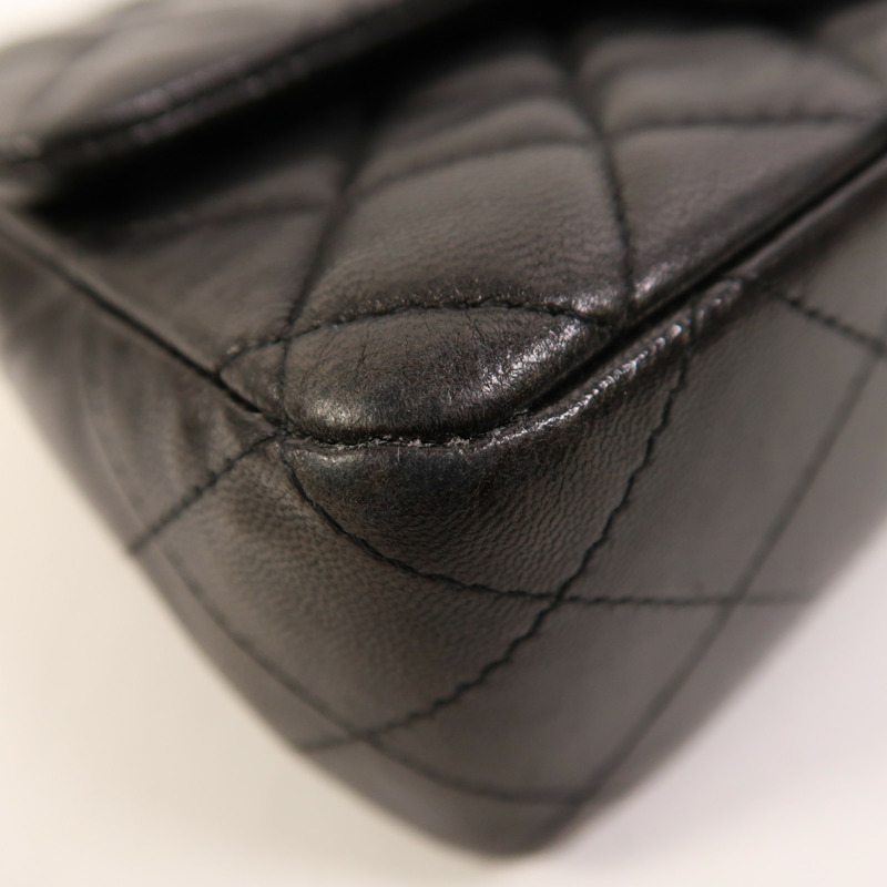 CHANEL 羊皮皮革Mini Classic 20鏈帶肩背袋-11