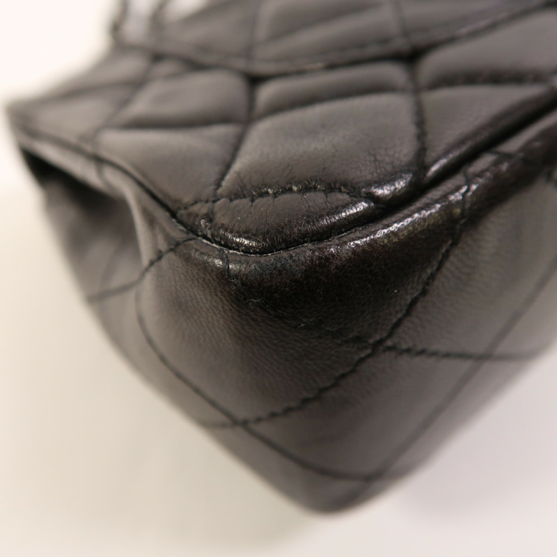 CHANEL 羊皮皮革Mini Classic 20鏈帶肩背袋-13