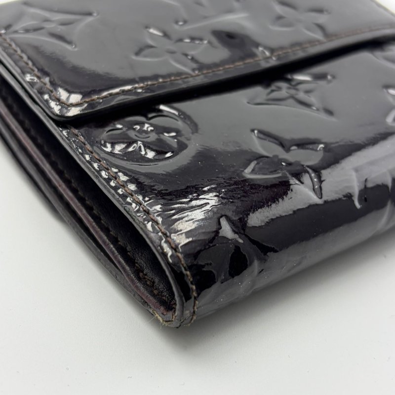 路易威登 Vernis 漆皮系列錢包-17