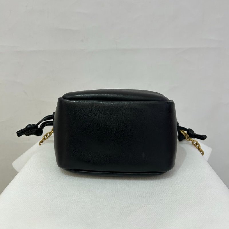 YSL-Saint Laurent 黑羊皮金釦Jamie 迷你束口肩背包-4