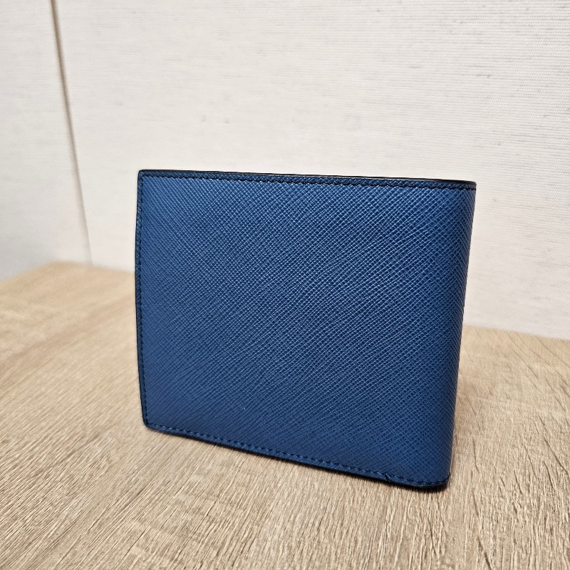 [絕版好物🧧不會跟別人一樣] Prada銀藍防刮皮銀釦機器人短夾-1