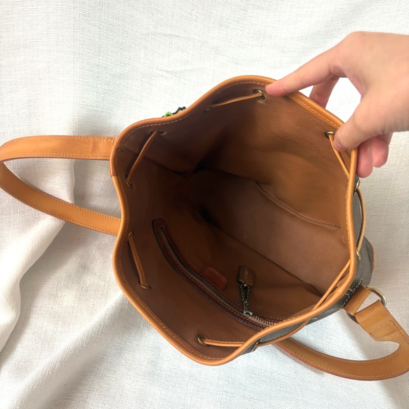 Celine 凱旋門水桶斜挎包-17