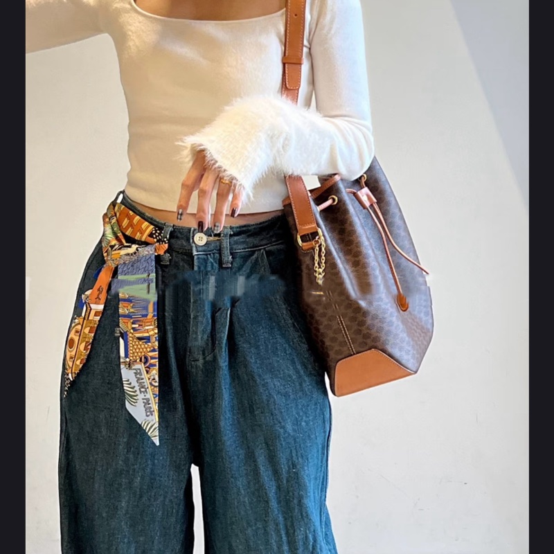 Celine 凱旋門水桶斜挎包-19