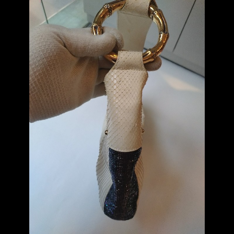 Gucci 單肩帶白蛇紋皮革hobo包-17