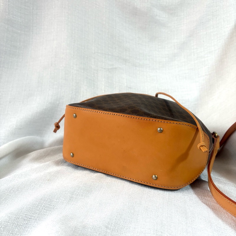 Celine 凱旋門水桶斜挎包-6