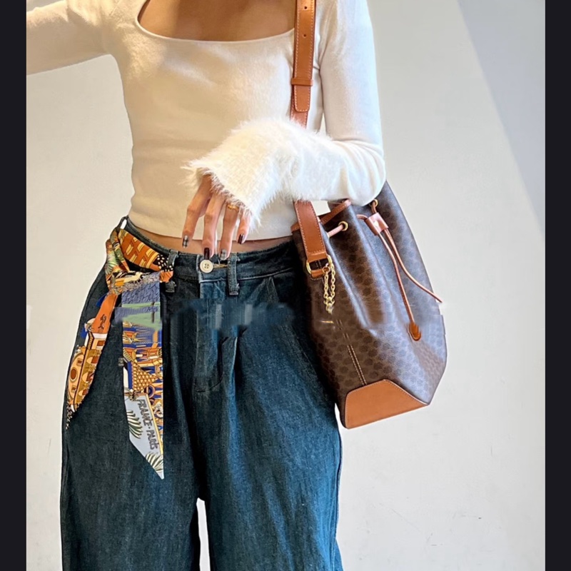 Celine 凱旋門水桶斜挎包-8