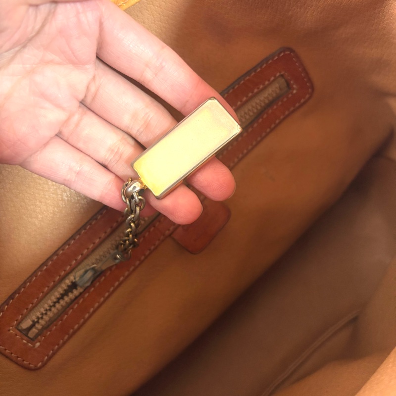 Celine 凱旋門水桶斜挎包-31