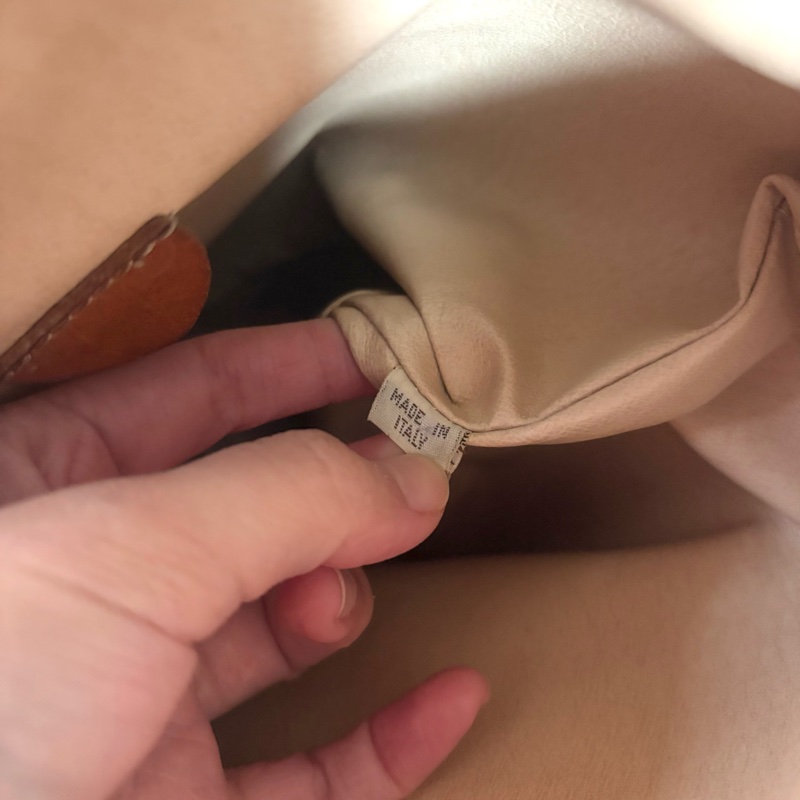 Celine 米色凱旋門水桶包-15