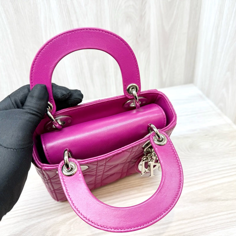 DIOR玫紅色3格銀釦Mini  Lady Dior黛妃包-6