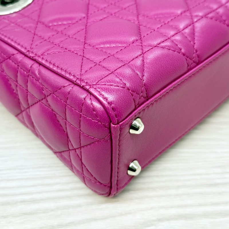 DIOR玫紅色3格銀釦Mini  Lady Dior黛妃包-17