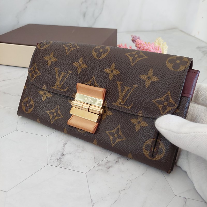LV M60362 ELYSEE 經典花紋復古精緻S鎖扣長夾~ 二手-14