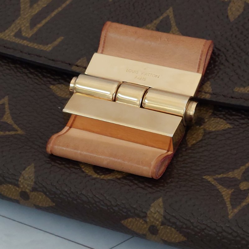 LV M60362 ELYSEE 經典花紋復古精緻S鎖扣長夾~ 二手-45
