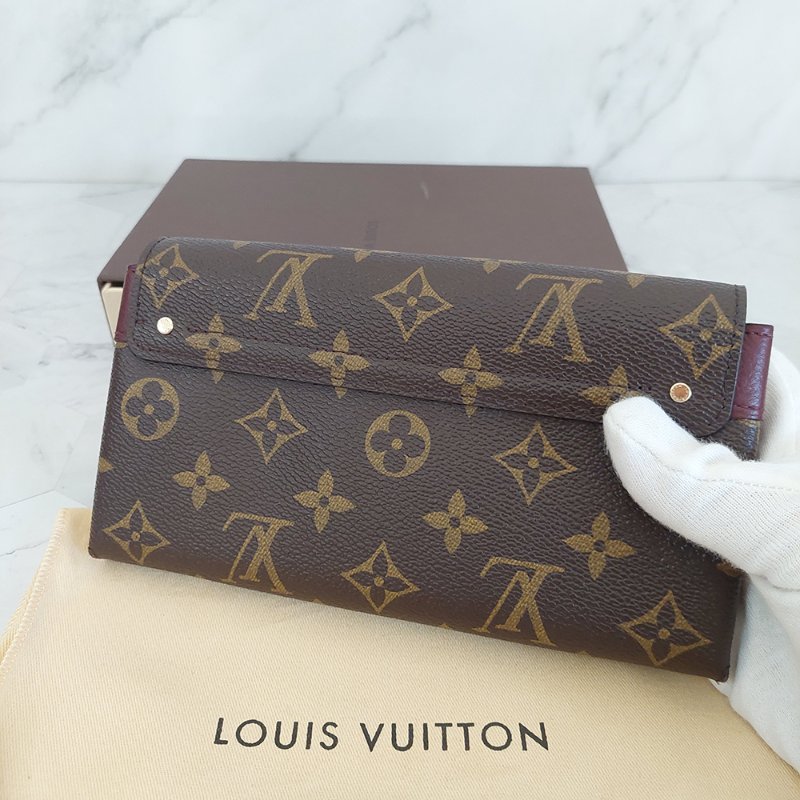 LV M60362 ELYSEE 經典花紋復古精緻S鎖扣長夾~ 二手-49