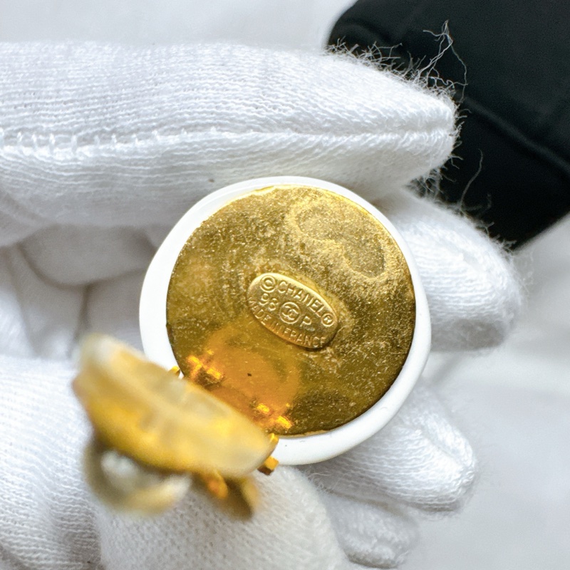 二手正品Chanel香奈兒奶霜白水鑽圓球耳環 香奈兒耳環 香奈兒耳夾 香奈兒珠寶 香奈兒飾品coco mark-3