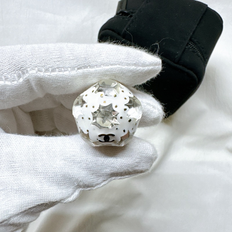 二手正品Chanel香奈兒奶霜白水鑽圓球耳環 香奈兒耳環 香奈兒耳夾 香奈兒珠寶 香奈兒飾品coco mark-7