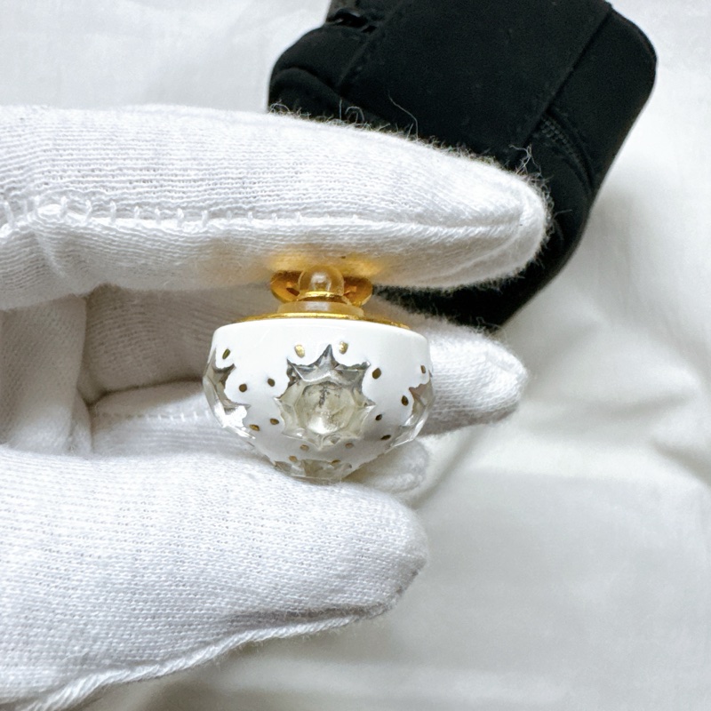 二手正品Chanel香奈兒奶霜白水鑽圓球耳環 香奈兒耳環 香奈兒耳夾 香奈兒珠寶 香奈兒飾品coco mark-11