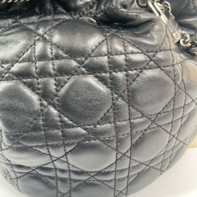 迪奧Dior 黑色皮質經典桶包 經典格紋 復古鎖扣 容量大 手提設計 鏈條裝飾 皮質厚實 菱格紋飽滿-15