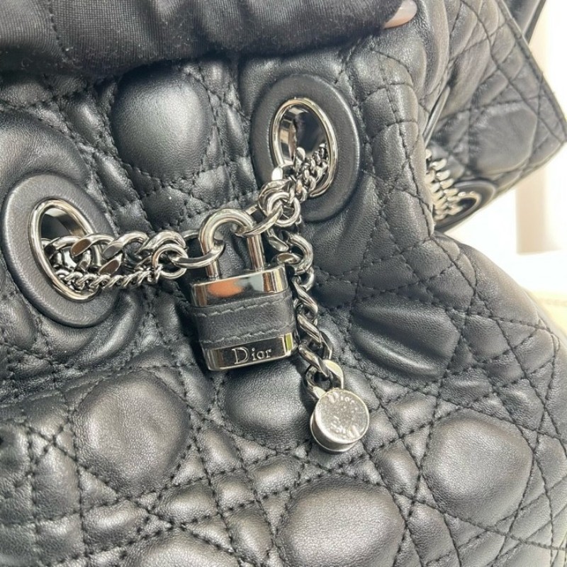 迪奧Dior 黑色皮質經典桶包 經典格紋 復古鎖扣 容量大 手提設計 鏈條裝飾 皮質厚實 菱格紋飽滿-20