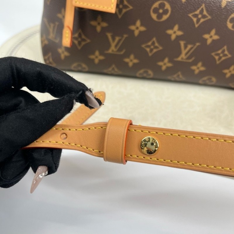 LV路易威登 26年1月全新全套 芯片款 新款橫版Carry all單肩包 美麗大方 容量剛好 適合日常使用-24