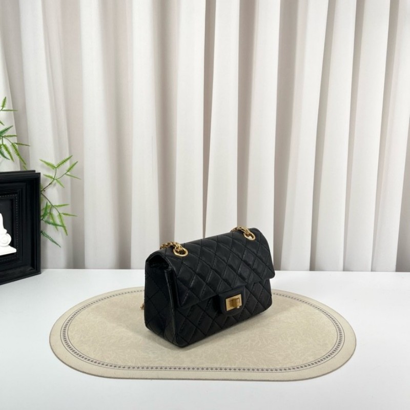 CHANEL香奈兒 24年票 芯片款 迷你2.55菱格油蠟牛皮手提包單肩斜挎包 經典款耐造百搭-6