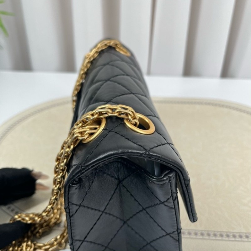 CHANEL香奈兒 24年票 芯片款 迷你2.55菱格油蠟牛皮手提包單肩斜挎包 經典款耐造百搭-12