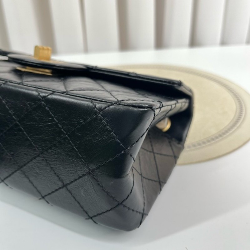 CHANEL香奈兒 24年票 芯片款 迷你2.55菱格油蠟牛皮手提包單肩斜挎包 經典款耐造百搭-17