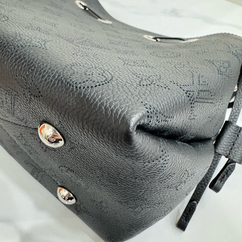 JK國際二手精品✨ lv M57070 月光女神 晶片款 專櫃要14萬-9
