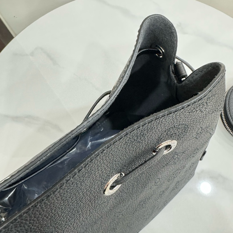 JK國際二手精品✨ lv M57070 月光女神 晶片款 專櫃要14萬-13