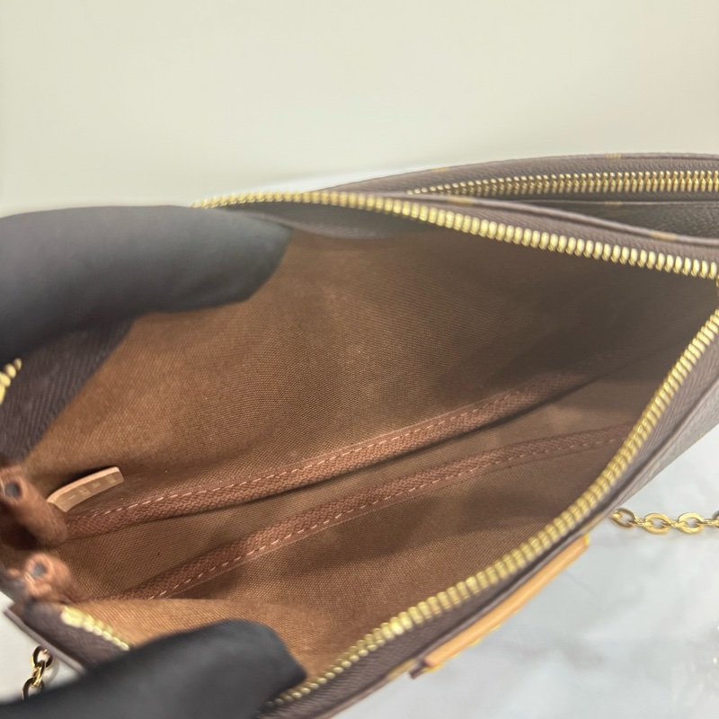 JK國際二手精品✨ LV五合一麻將包 🈶購證 很新喔-14