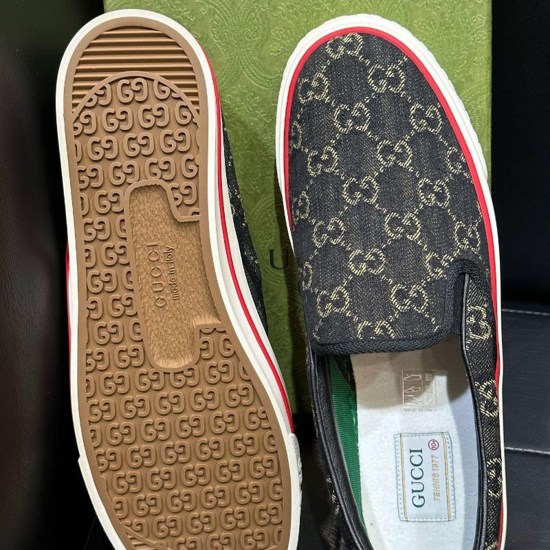 💎Han's house精品服飾💎GUCCI 古馳 TENNIS 1977 滿版 老花 鞋 原價22000-2