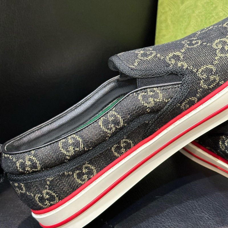 💎Han's house精品服飾💎GUCCI 古馳 TENNIS 1977 滿版 老花 鞋 原價22000-3