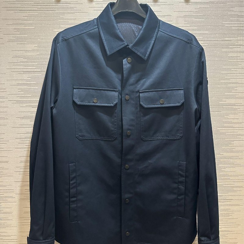 💎Han's house精品服飾💎moncler 黑牌 風衣 外套 襯衫 原價56800-0