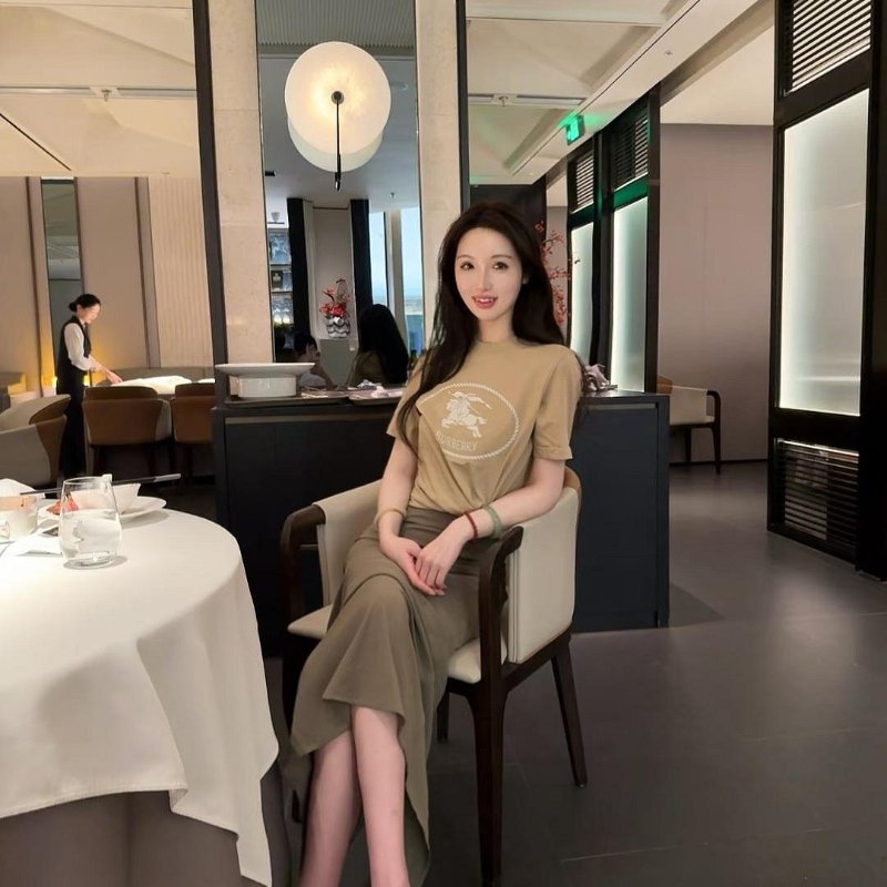 💎Han's house精品服飾💎 BURBERRY 戰馬 T恤 短袖 短T 原價15000-1