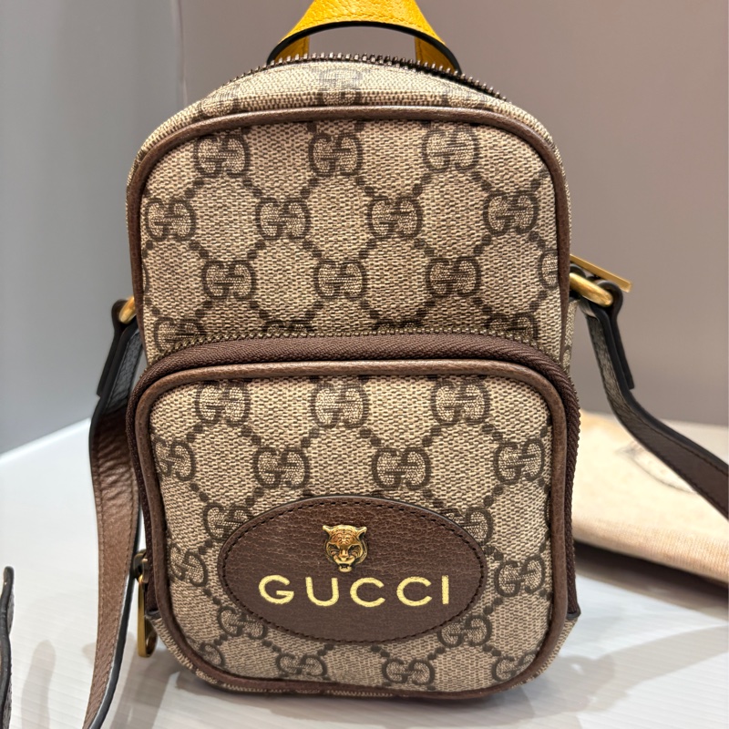 近新 Gucci 虎頭子母相機斜背包-0