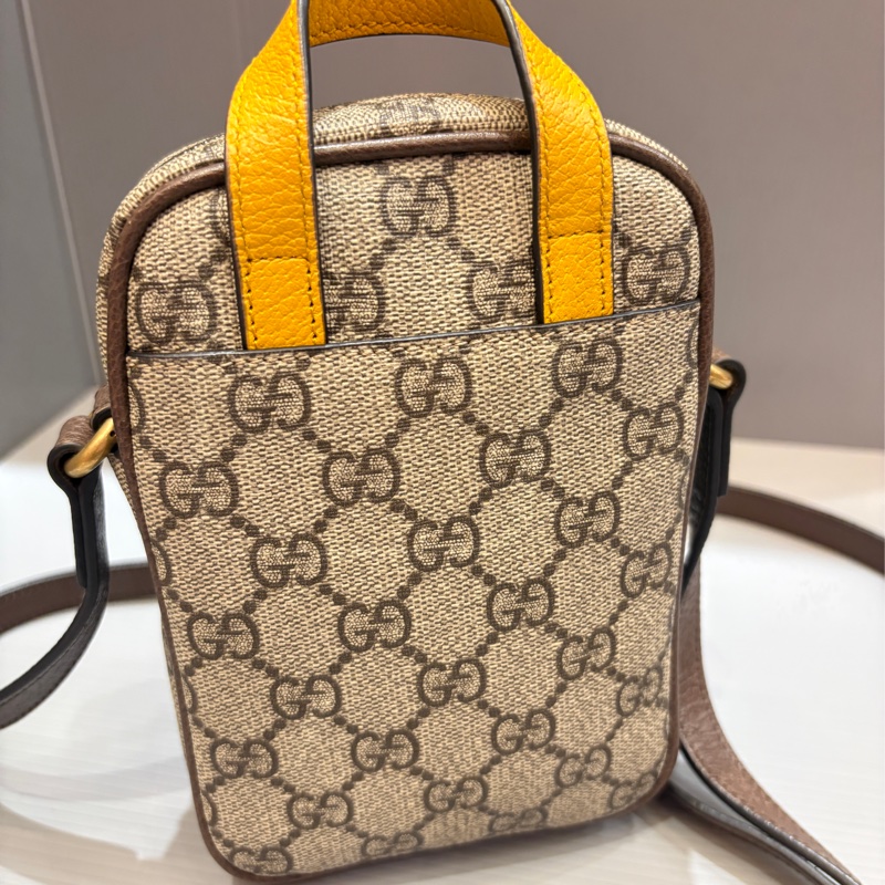 近新 Gucci 虎頭子母相機斜背包-1