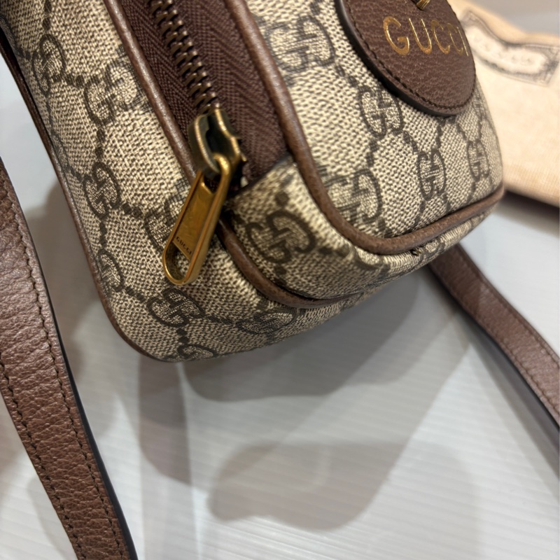 近新 Gucci 虎頭子母相機斜背包-10