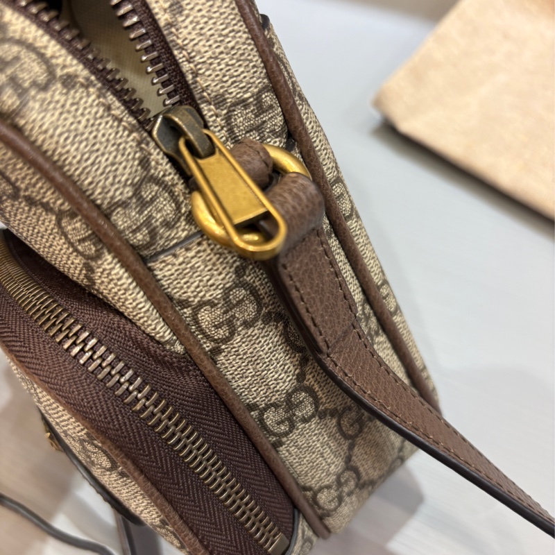 近新 Gucci 虎頭子母相機斜背包-13