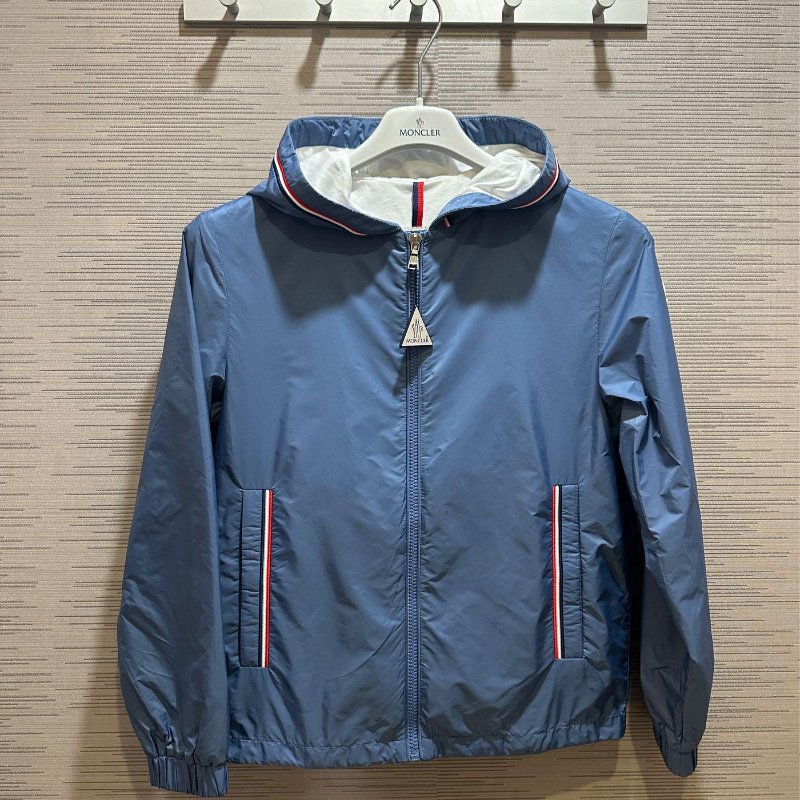 💎Han's house精品服飾💎MONCLER Granduc 防水尼龍風衣 連帽外套 原價20300-0