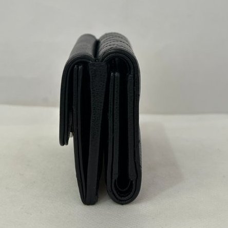 Chanel黑色半銀扣雙面三折扣式小短夾-1