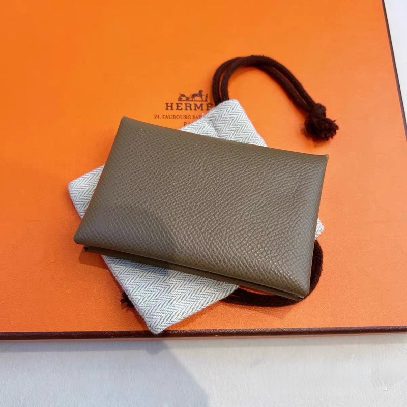 好價！ 愛馬仕 Hermès Calvi 卡夾 大象灰｜耐刮Epsom｜輕便收納-0
