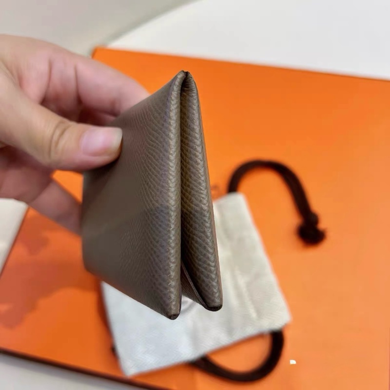 好價！ 愛馬仕 Hermès Calvi 卡夾 大象灰｜耐刮Epsom｜輕便收納-1