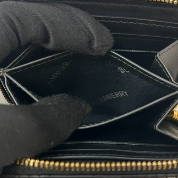Burberry黑牛皮Lola 拉鍊零錢短夾-8