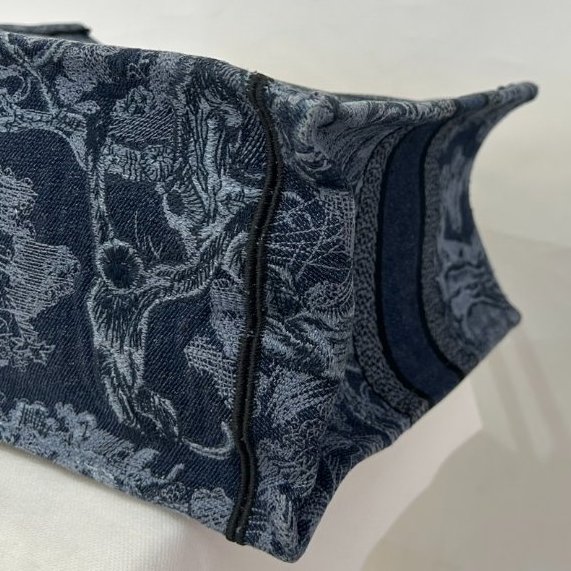 DIOR藍色刺繡TOTE-5