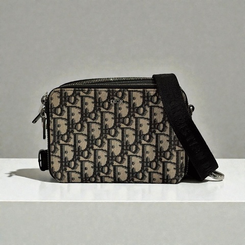 莉亞精品♡ Dior 經典老花相機包 二手美包