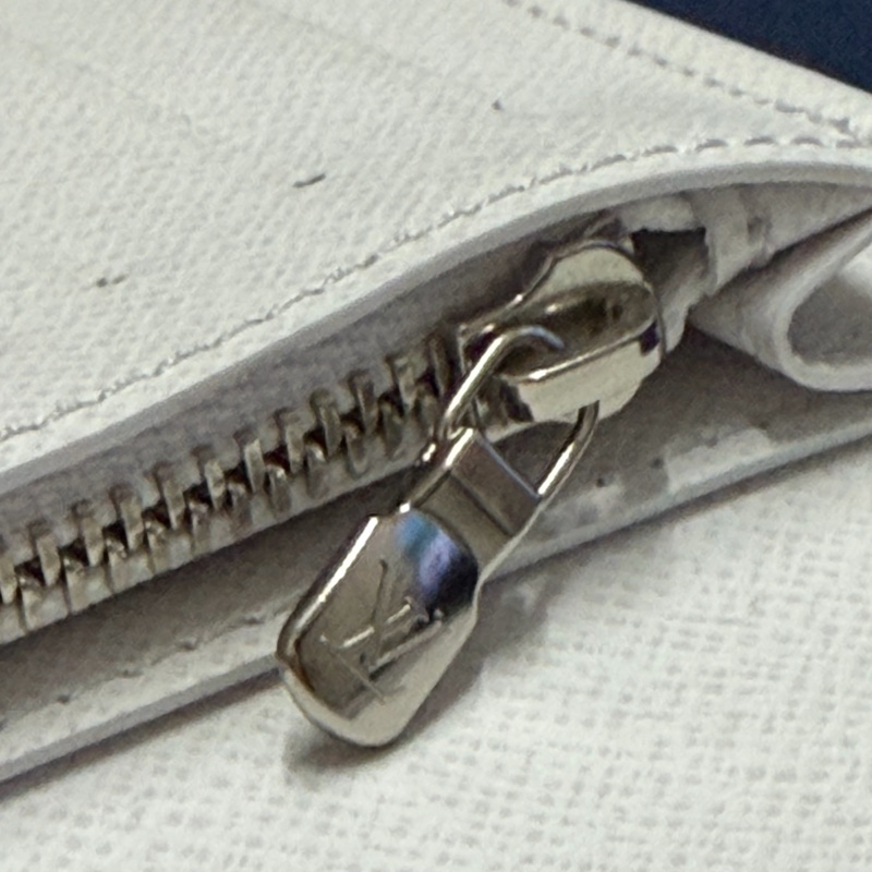 Louis Vuitton 白色 Monogram Brazzo 長夾-4