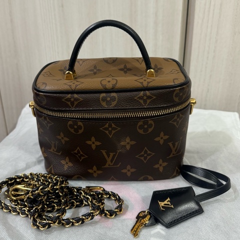 Lv雙色化妝斜背包