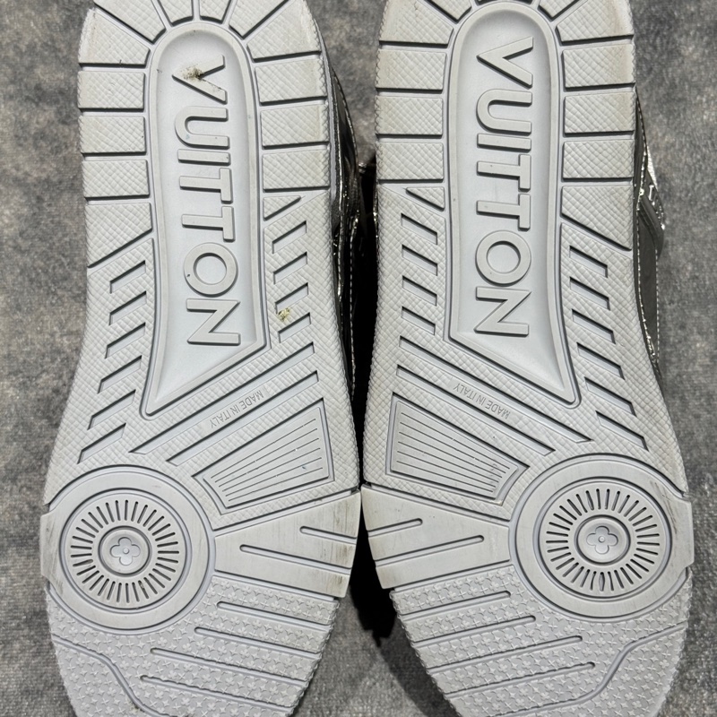 LOUIS VUITTON 路易威登 LV Trainer 鏡面漆皮 38碼-3