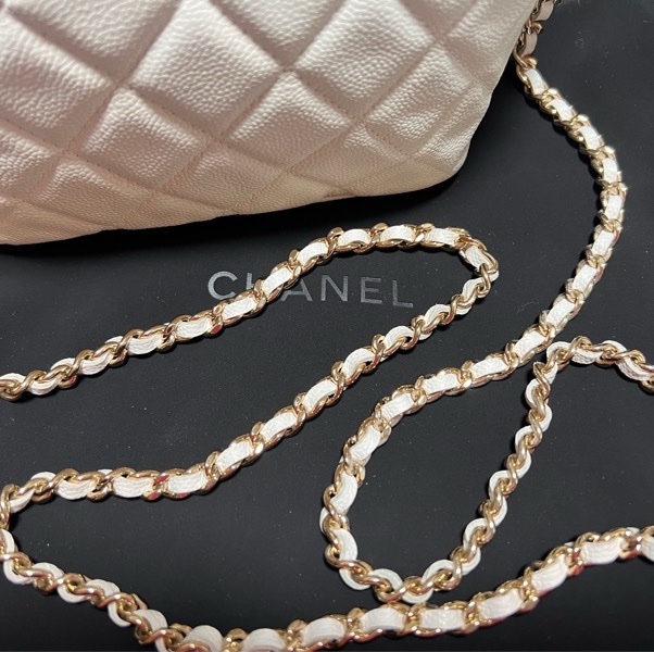 CHANEL 香奈兒 25C 雙C LOGO 菱格紋小牛皮hobo手提/斜背包(白色）-15