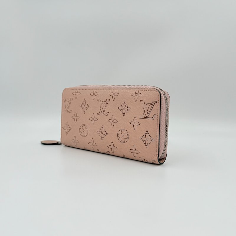 Louis Vuitton - 粉色牛皮雕花簍空Mahina拉鍊長夾-3